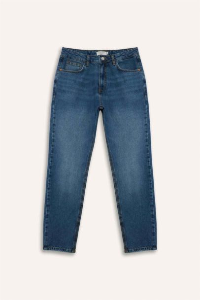 بنطلون 90’S سليم فيت برجل ضيقة