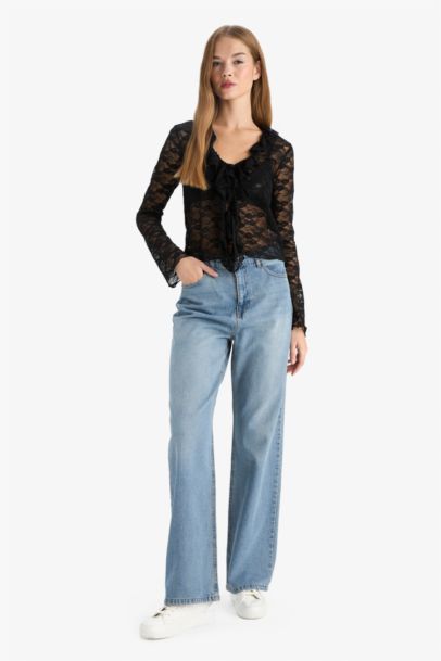 Slim Fit V-Neck Long Sleeve Blouse