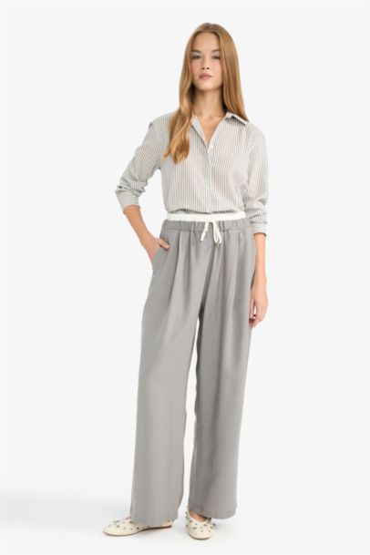 Baggy Fit Double Pocket Sensual Trousers