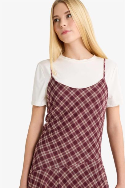 Robe mi-longue en tulle à carreaux à bretelles fines et col V