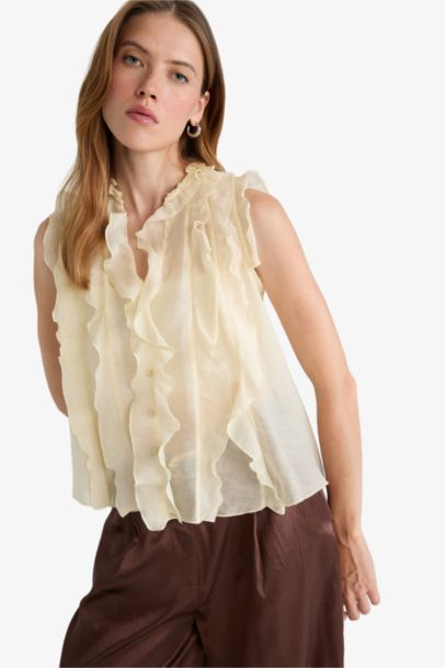 بلوزة كت مكشكش قصة عادية