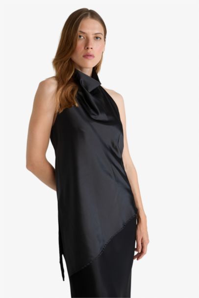 Regular Fit Degaje Neck Sleeveless Blouse