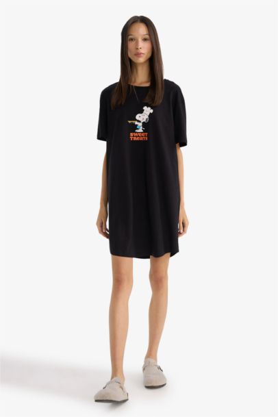 Robe manches courtes à col rond Snoopy Coupe régulière