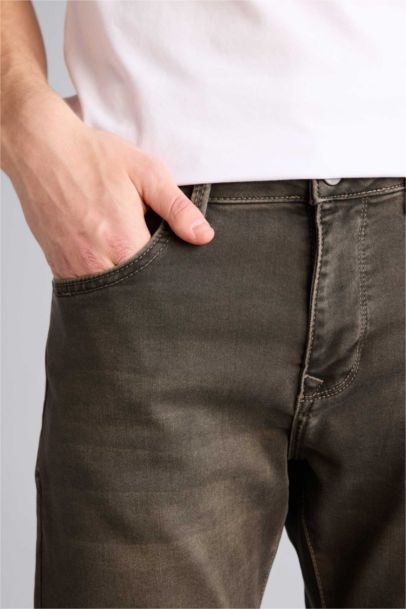 بنطرون جينز سيرجيو قصة عادية ملمس ناعم