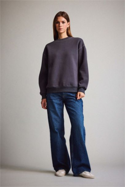 Long Sleeve Sweatshirt