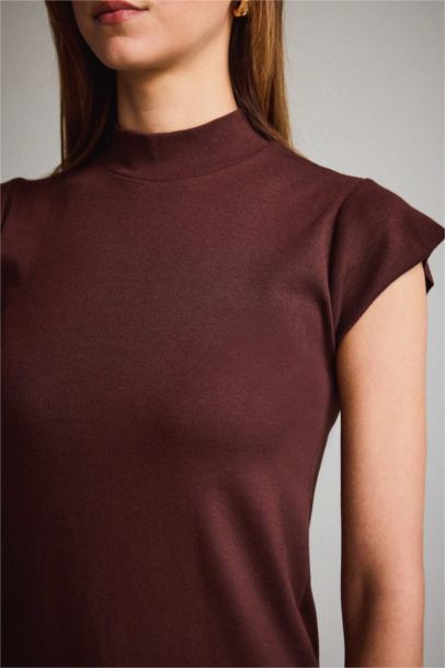 تيشيرت نص ردن هاينك