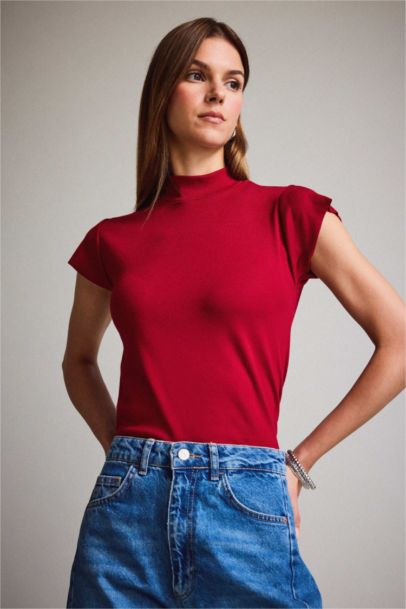 Woman Short Sleeve T-Shirt