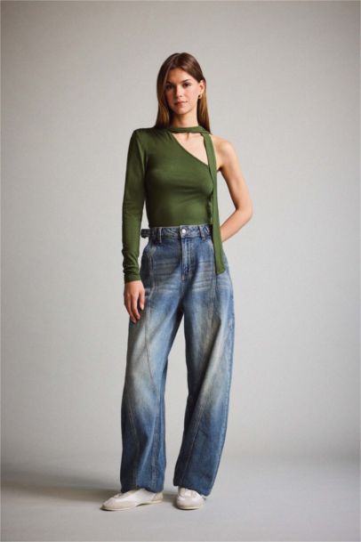 Woman Long Sleeve T-Shirt