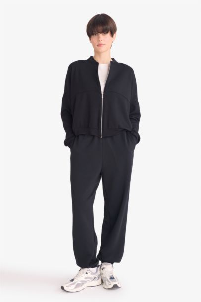 جاكيت بومبر بيزك سادة وياخة كوليج