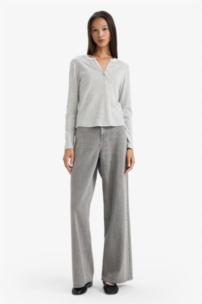 Slım Fıt Düğmeli Yaka Ribana Uzun Kollu Tişört