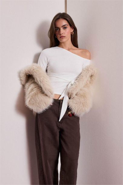 One shoulder Fitted Long Sleeve Tie Blouse