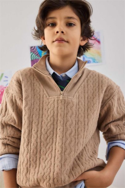 سويت شيرت ولادي قصة عادية بسحاب وبطانة ناعمة