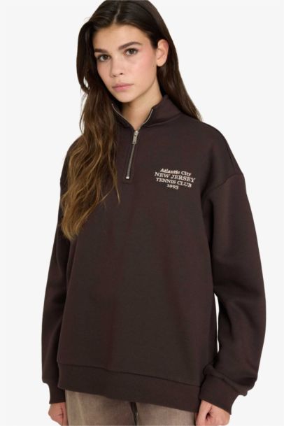 Oversize Fit Long Sleeve Sweatshirt