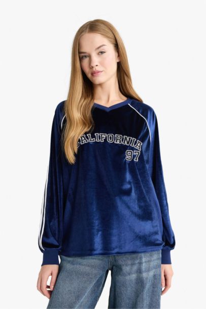 Oversize Fit V-Neck Printed Velvet Sweatshirt