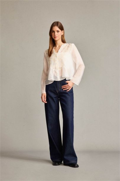 V-Neck Long Sleeve Shirt