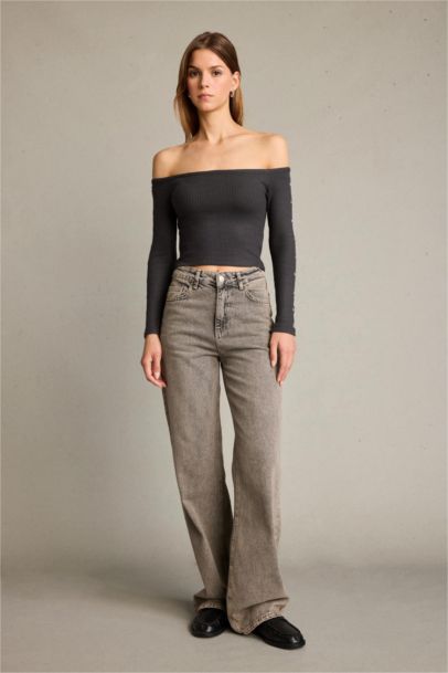 Woman Long Sleeve T-Shirt