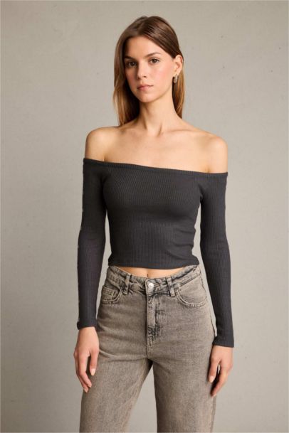 Woman Long Sleeve T-Shirt