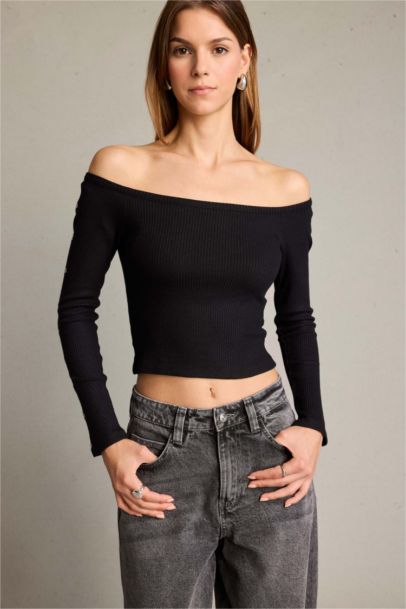 Woman Long Sleeve T-Shirt