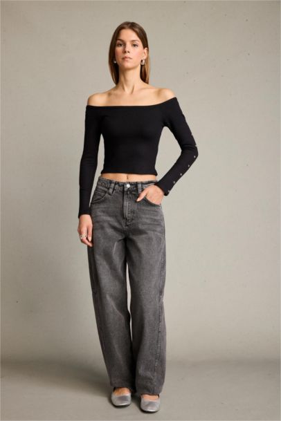 Woman Long Sleeve T-Shirt