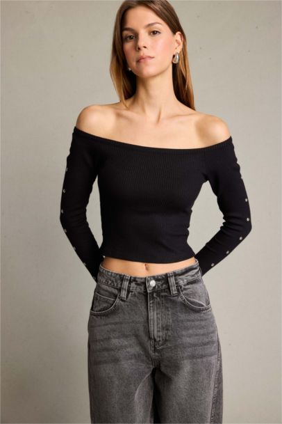 Woman Long Sleeve T-Shirt