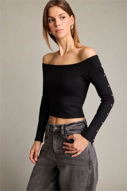 Woman Long Sleeve T-Shirt