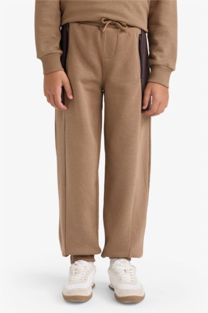 Boy Elastic Waist Cargo Sweatpants