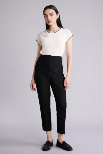 Slim Fit Crew Neck Short Sleeve T-Shirt