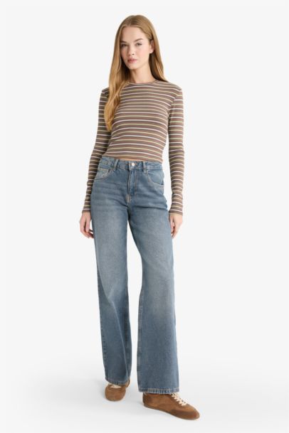 Fitted Crew Neck Striped Ribbed Long Sleeve T-Shirt