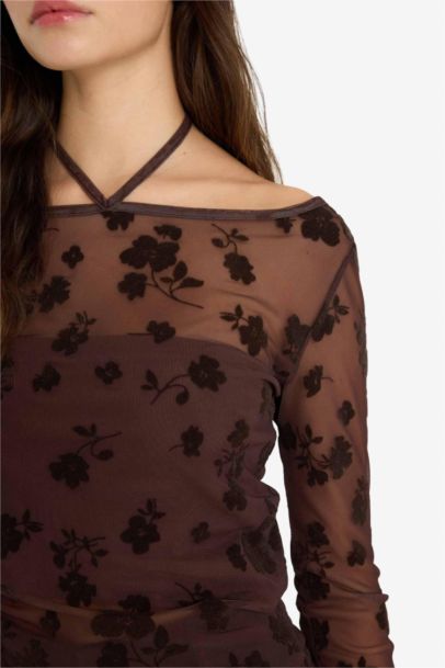 Fitted Crew Neck Patterned Tulle Long Sleeve Blouse