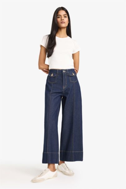 Short Wide Leg Crop Fit Denim Trousers