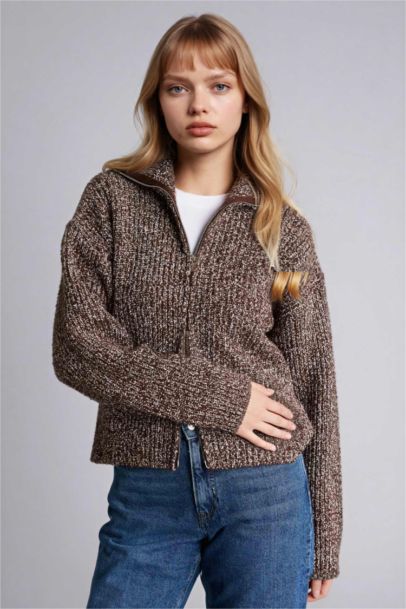 جاكيت صوف اوفر سايز بغطاء للرأس