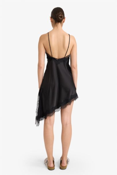 Regular Fit V-Neck Satin Strappy Nightgown