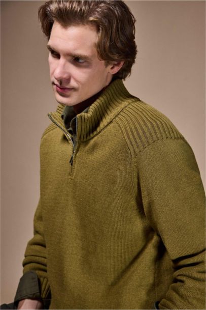 بلوز تريكو قصة عادية