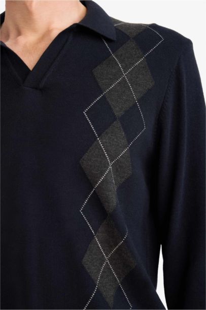 بلوز صوف تريكو قصة عادية منقوش