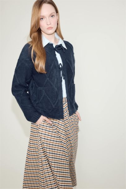 Cardigan en maille à col rond et noeuds Coupe régulière