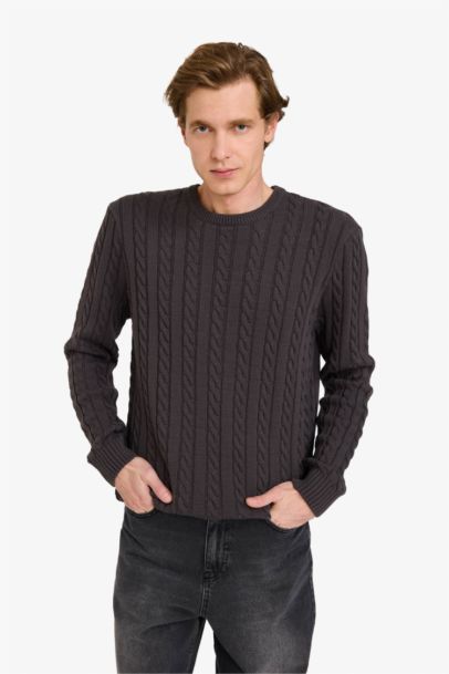 Standard Fit Zipper Knitwear Pullover