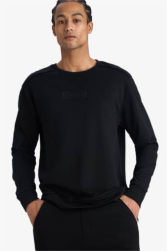 Standard Fit Sweatshirt