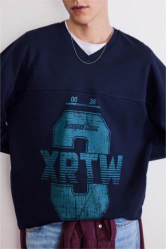 Boxy Fit V-Neck Slogan Print Sweatshirt