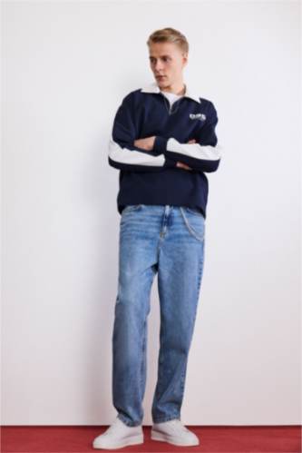 سويت شيرت بطبعة شعار اوفر سايز وياخة بولو بسحاب