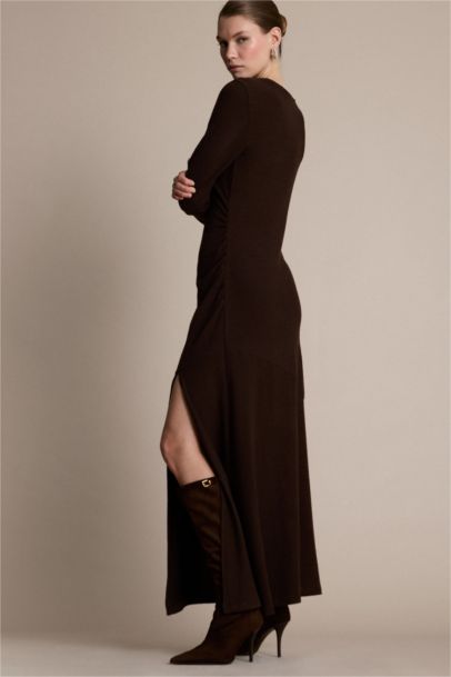 Bisiklet Yaka Yırtmaçlı Uzun Kollu Midi Elbise