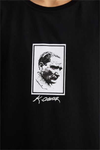 %100 Pamuk Atatürk Baskılı Tişört