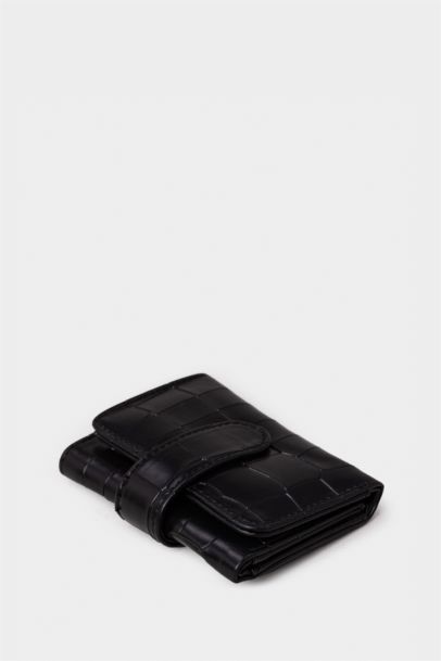 Woman Faux Leather Wallets