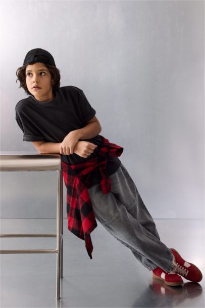 تيشيرت اولادي نص كم اوفر سايز برقبة مستديرة