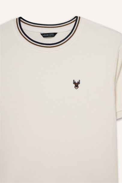 تيشيرت نص ردن فلورال قصة عادية بياخة مستديرة