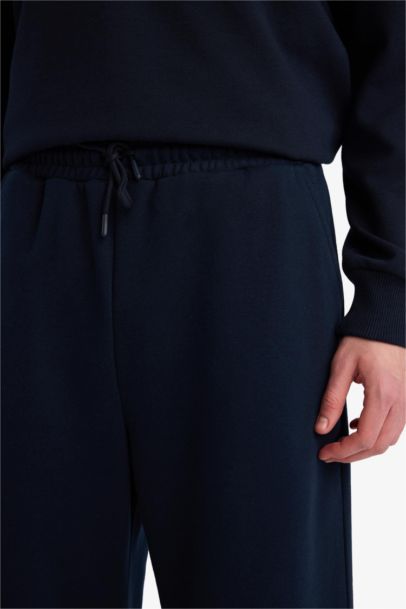 Straight Leg Elastic Waist Sports Pants