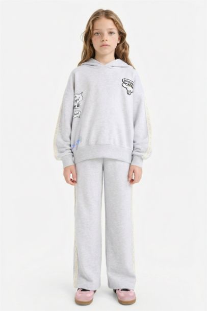 سويت شيرت بناتي بغطاء للرأس