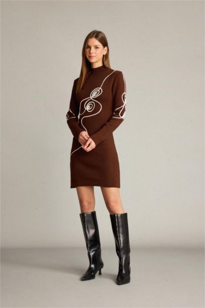 Slım Fıt Yarım Balıkçı Yaka Triko Uzun Kollu Elbise