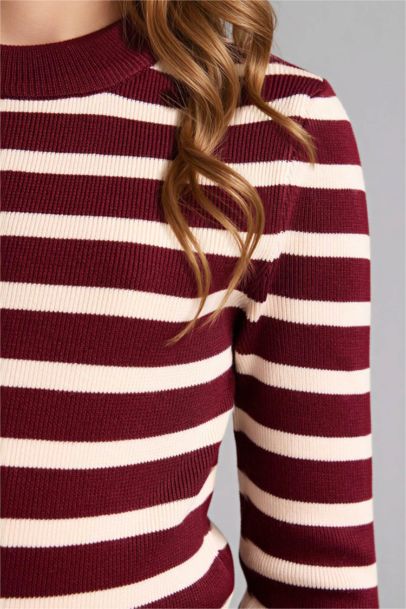 Pull rayé pour fille