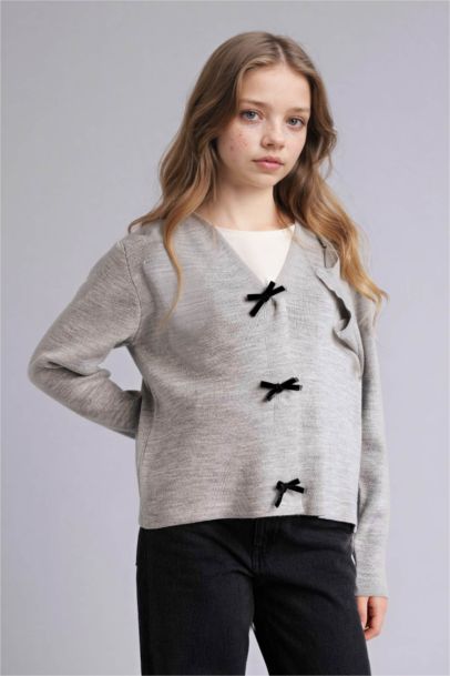 V Yaka Fiyonk Düğmeli Hırka Kız Çocuk