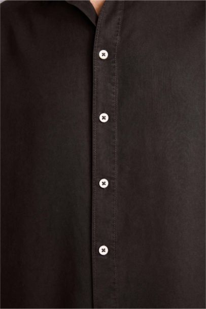 قميص بريميوم